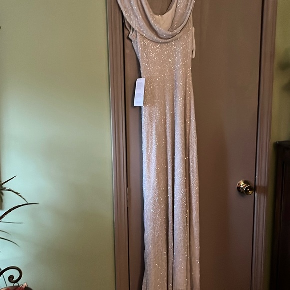 New with tags. - Picture 1 of 1